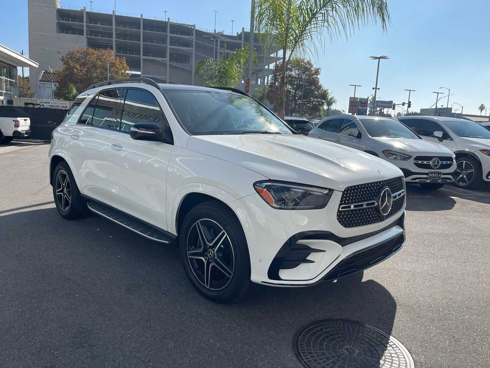 Thumbnail: 2025 Mercedes-Benz GLE - 2