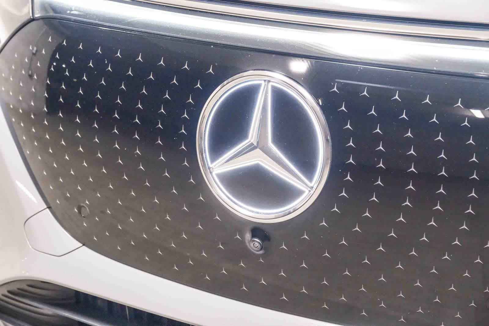 Thumbnail: 2023 Mercedes-Benz EQS - 13