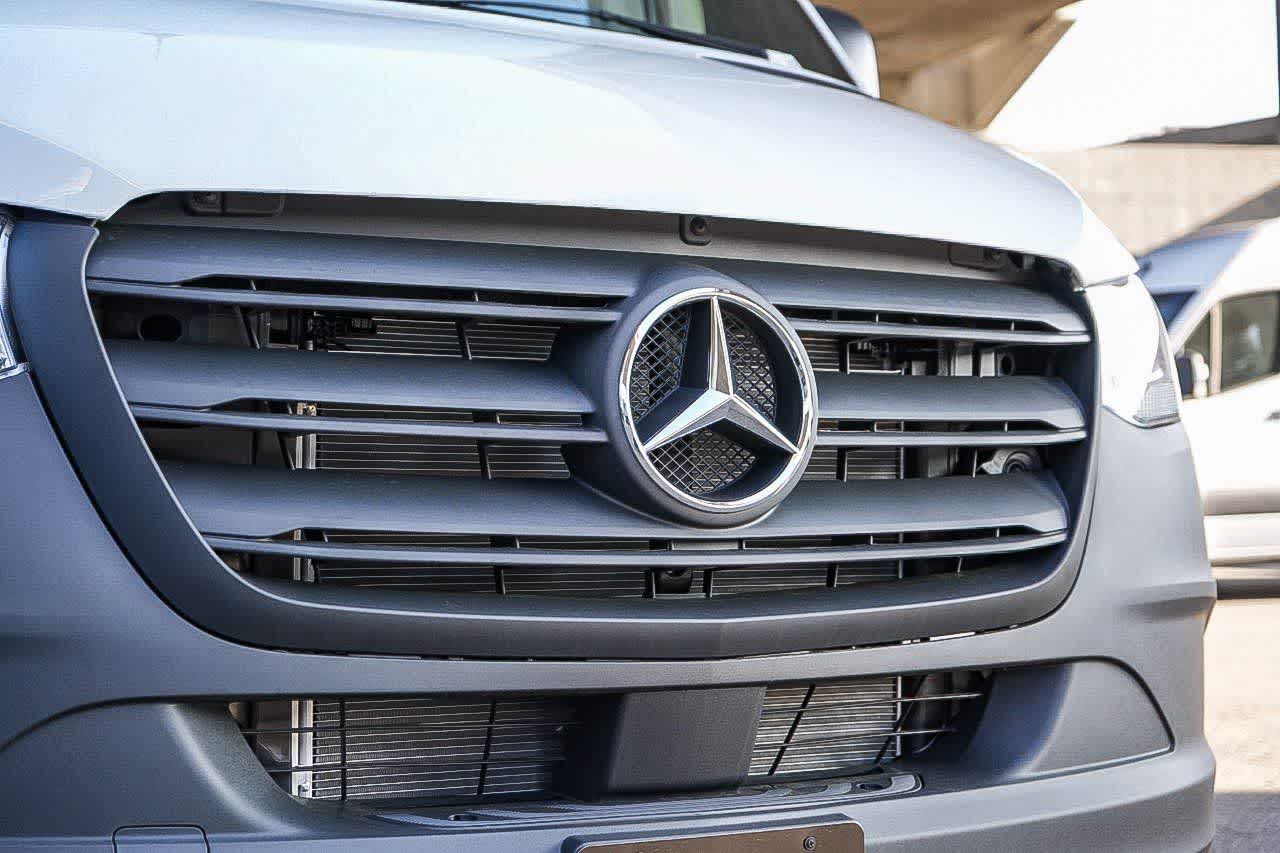 Thumbnail: 2026 Mercedes-Benz Sprinter - 5