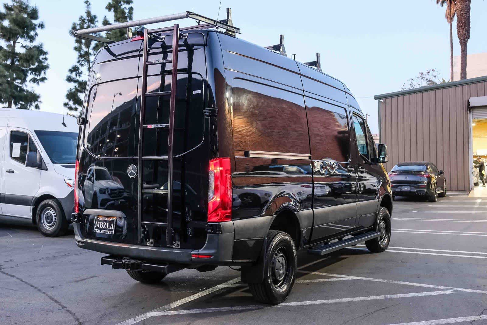 Thumbnail: 2021 Mercedes-Benz Sprinter - 4