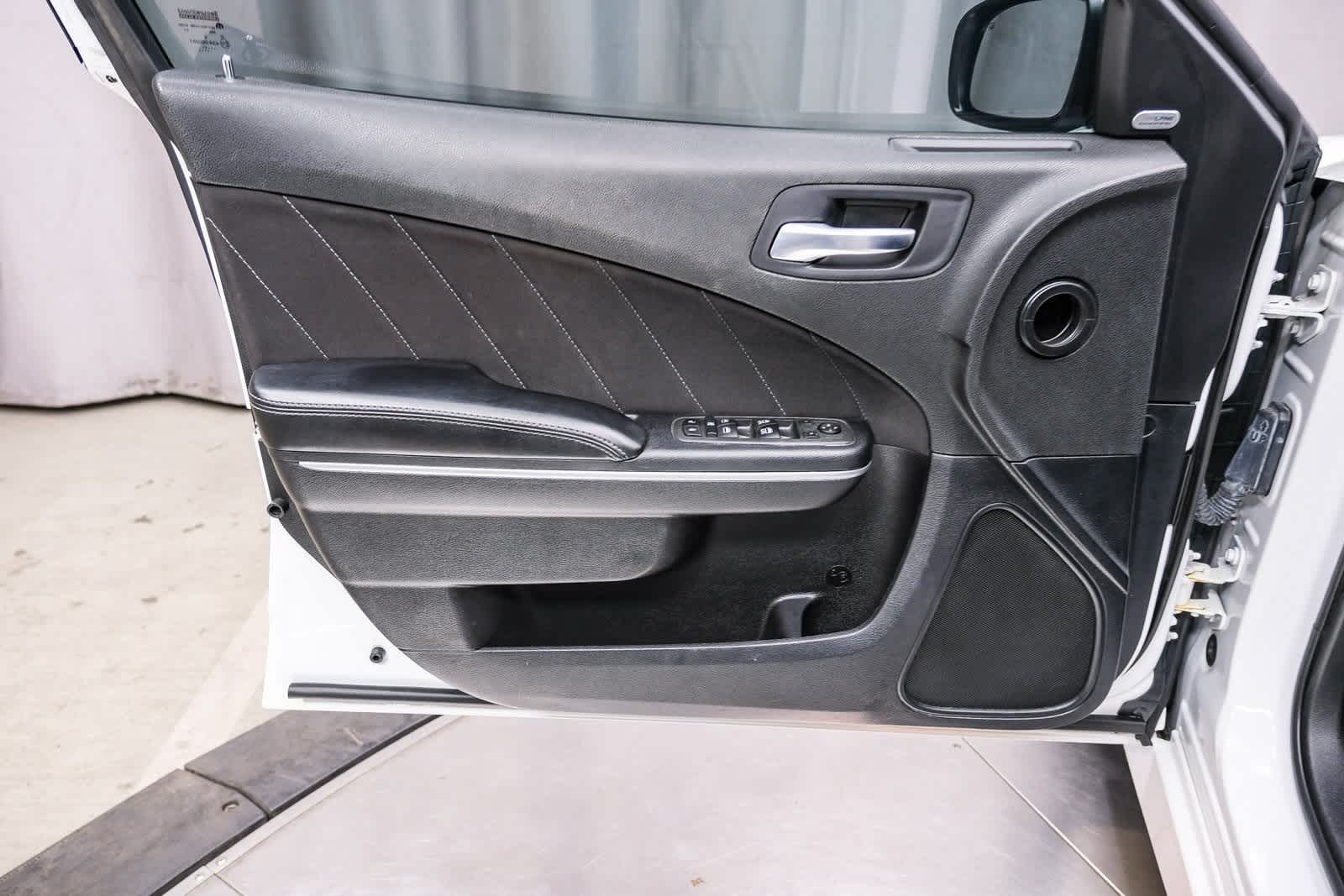 Thumbnail: 2021 Dodge Charger - 23