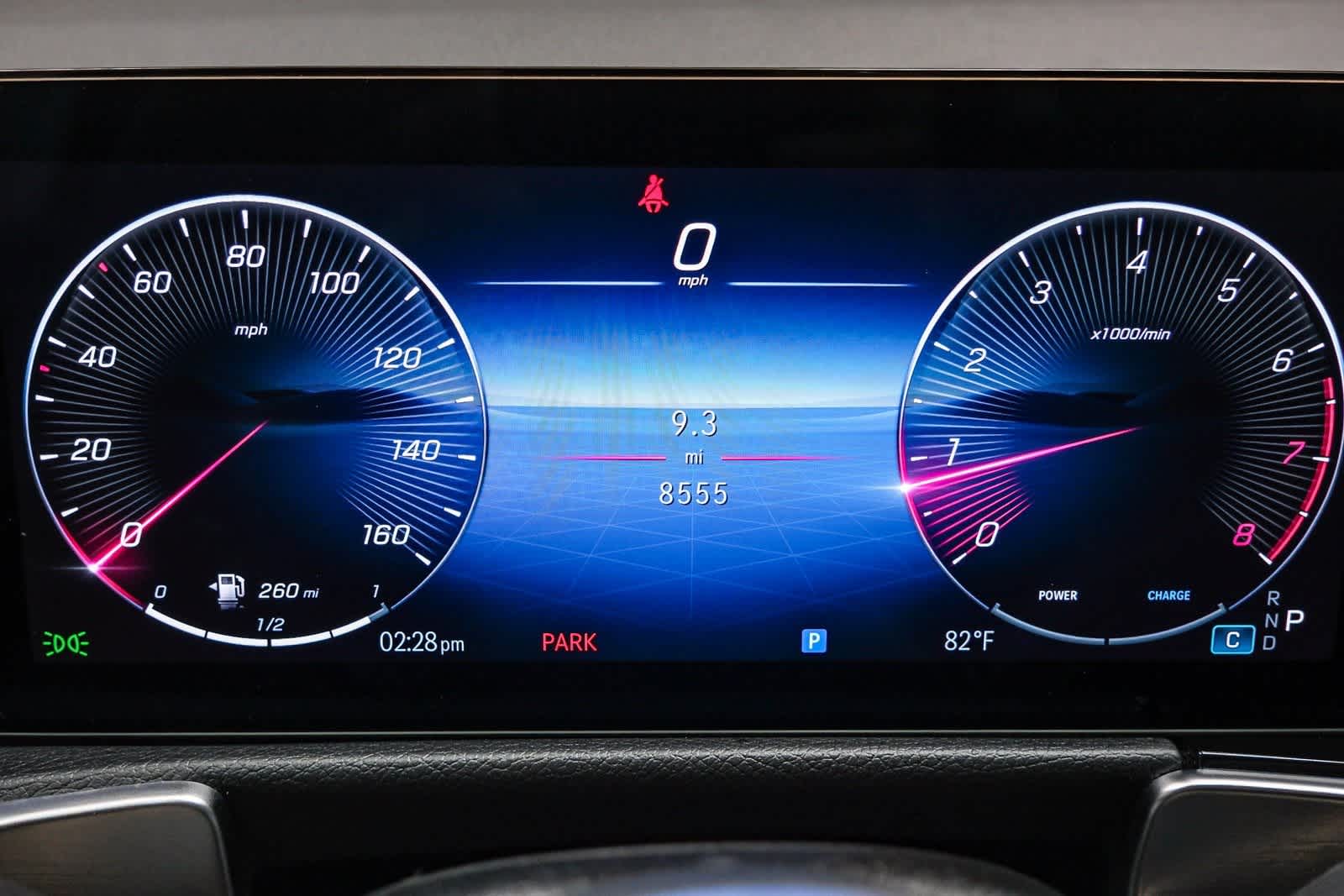 Thumbnail: 2025 Mercedes-Benz GLB - 24