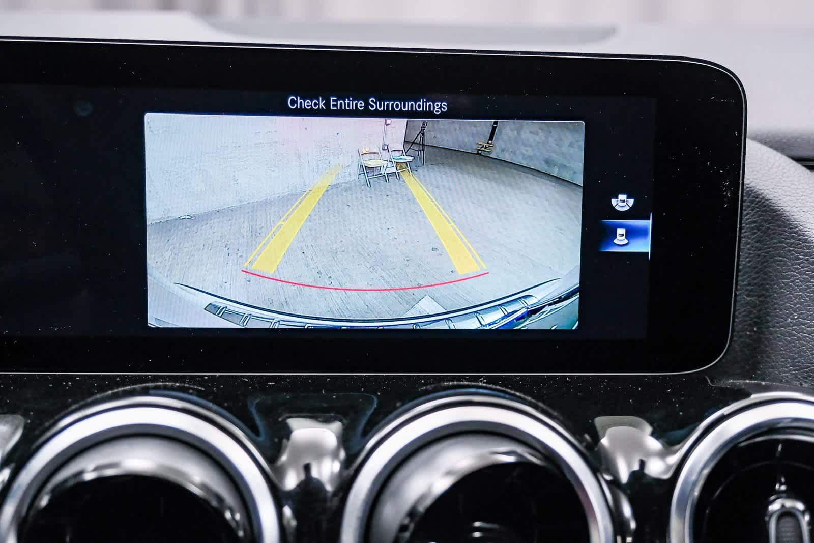 Thumbnail: 2023 Mercedes-Benz GLA - 26