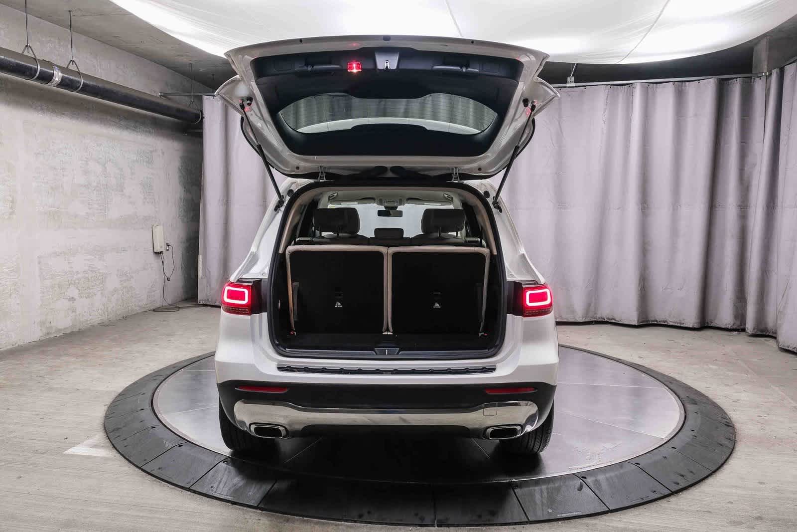 Thumbnail: 2022 Mercedes-Benz GLB - 26