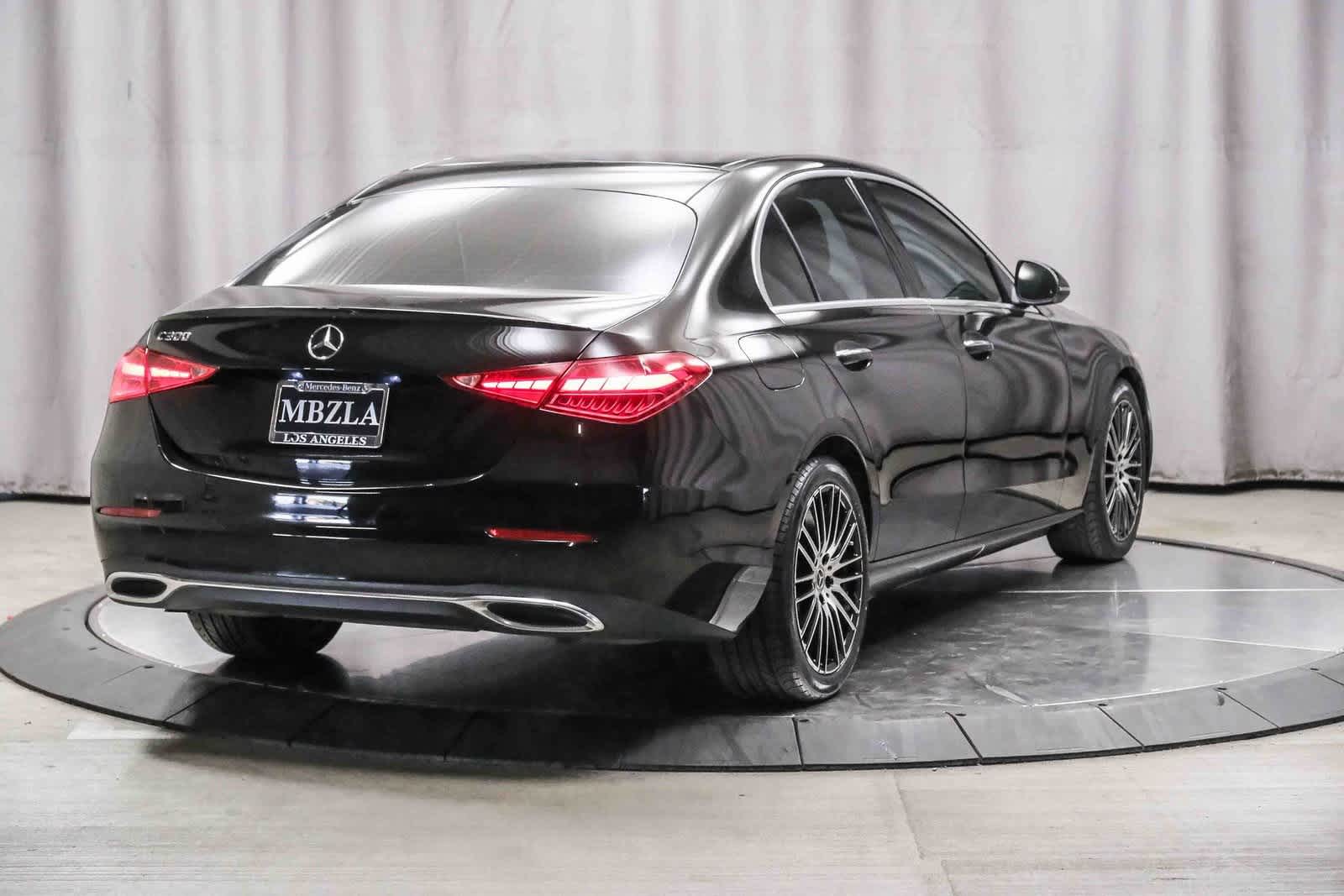 Thumbnail: 2023 Mercedes-Benz C-Class - 4