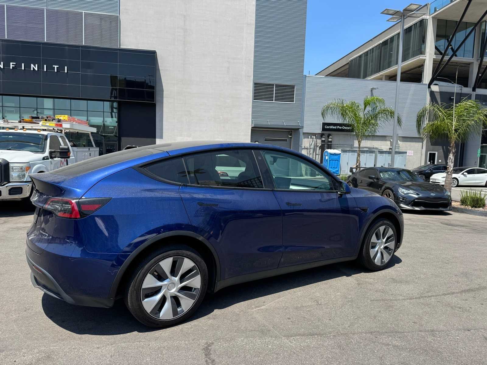 Thumbnail: 2022 Tesla Model Y - 3