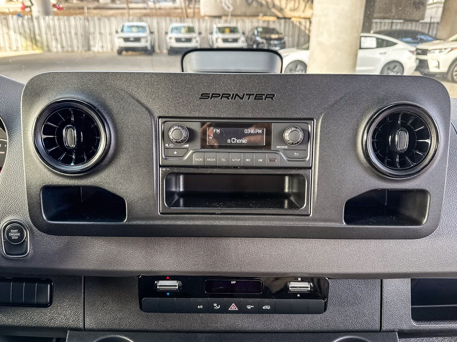 Thumbnail: 2026 Mercedes-Benz Sprinter - 14