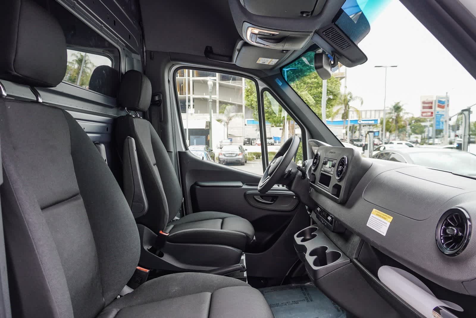 2023 Mercedes-Benz Sprinter 2500 15