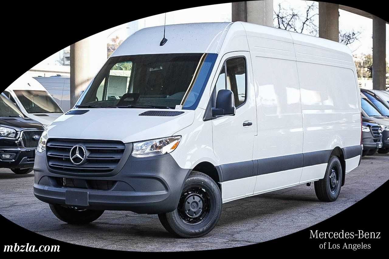 Thumbnail: 2026 Mercedes-Benz Sprinter - 1