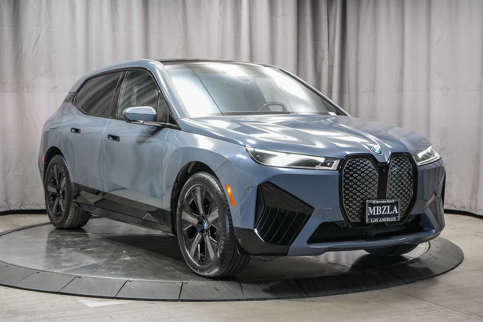 Thumbnail: 2023 BMW iX - 3