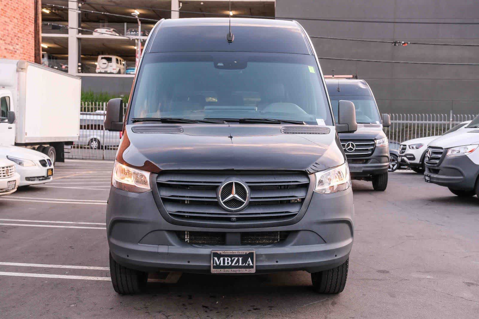 Thumbnail: 2023 Mercedes-Benz Sprinter - 2