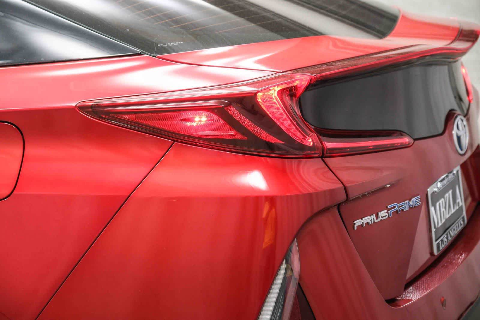 Thumbnail: 2017 Toyota Prius Prime - 7