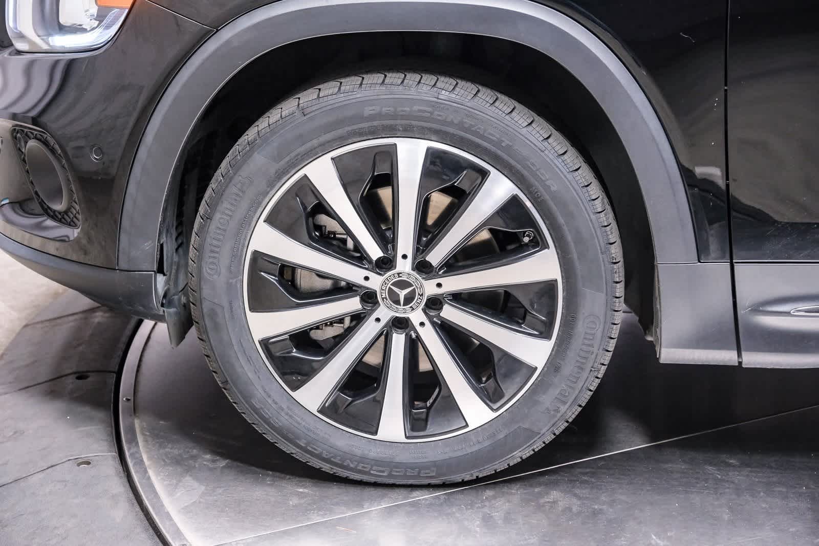 Thumbnail: 2023 Mercedes-Benz GLB - 10