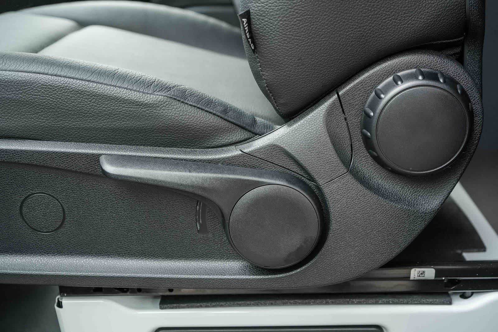 Thumbnail: 2026 Mercedes-Benz Sprinter - 19