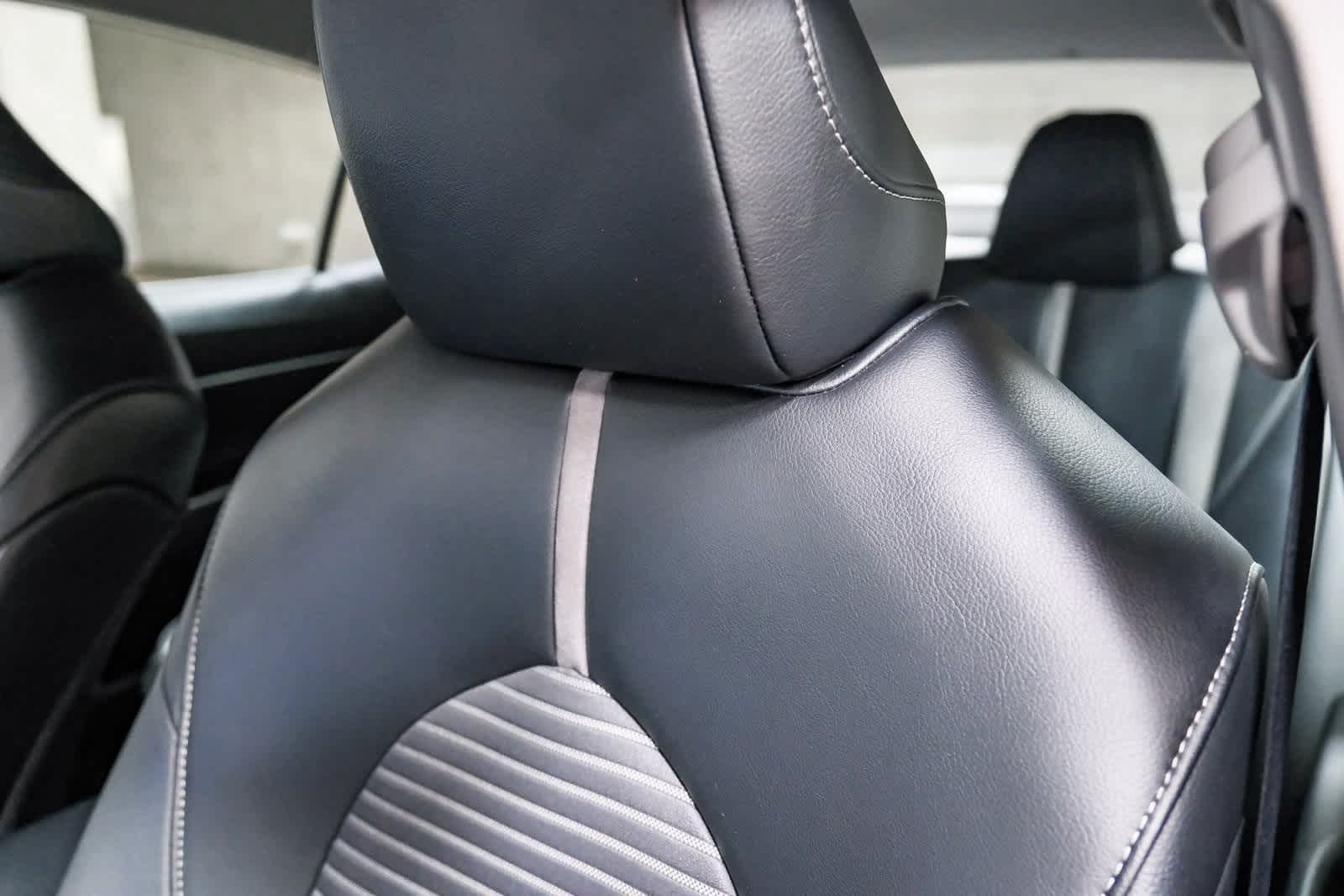 Thumbnail: 2022 Toyota Camry - 22