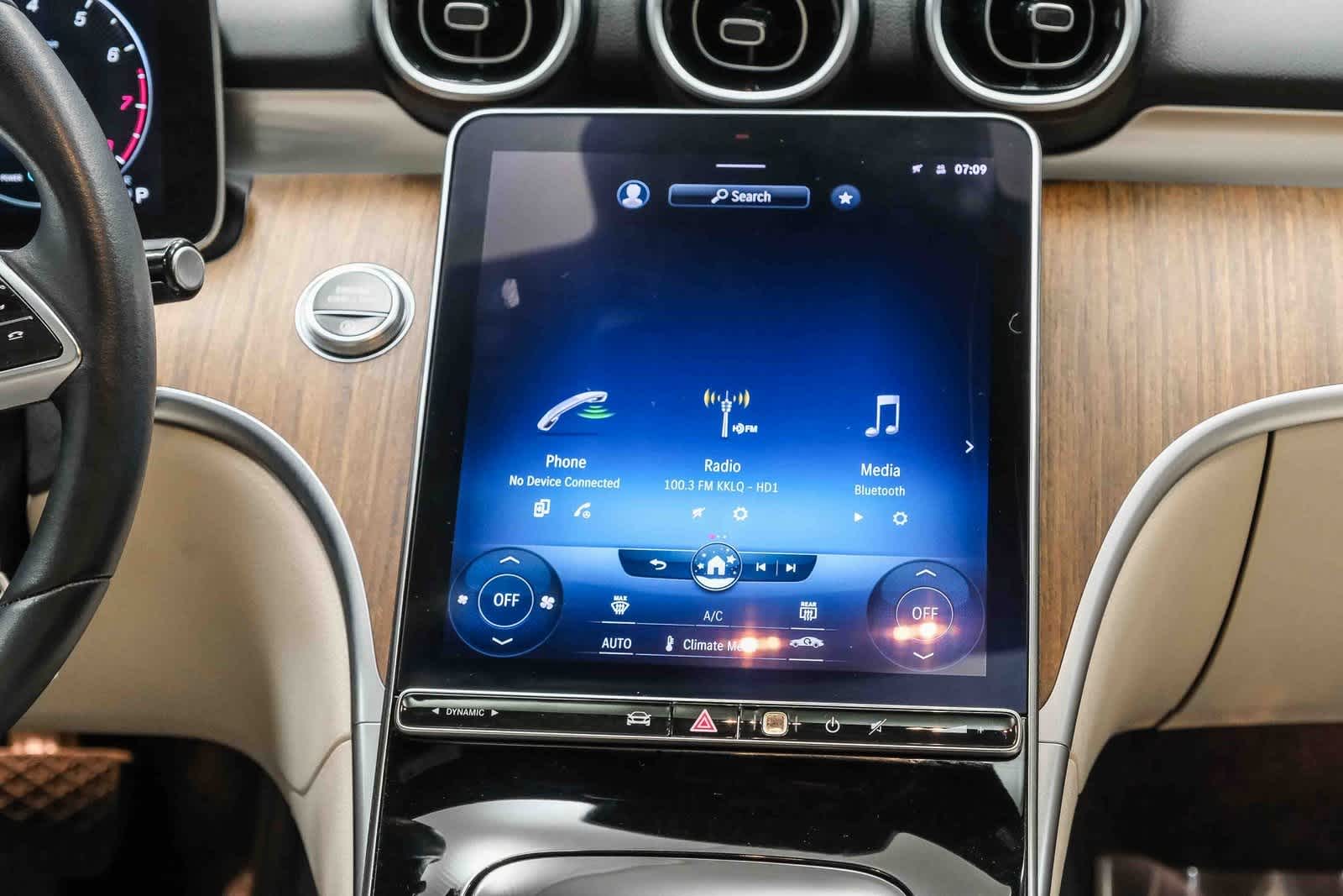 Thumbnail: 2022 Mercedes-Benz C-Class - 13