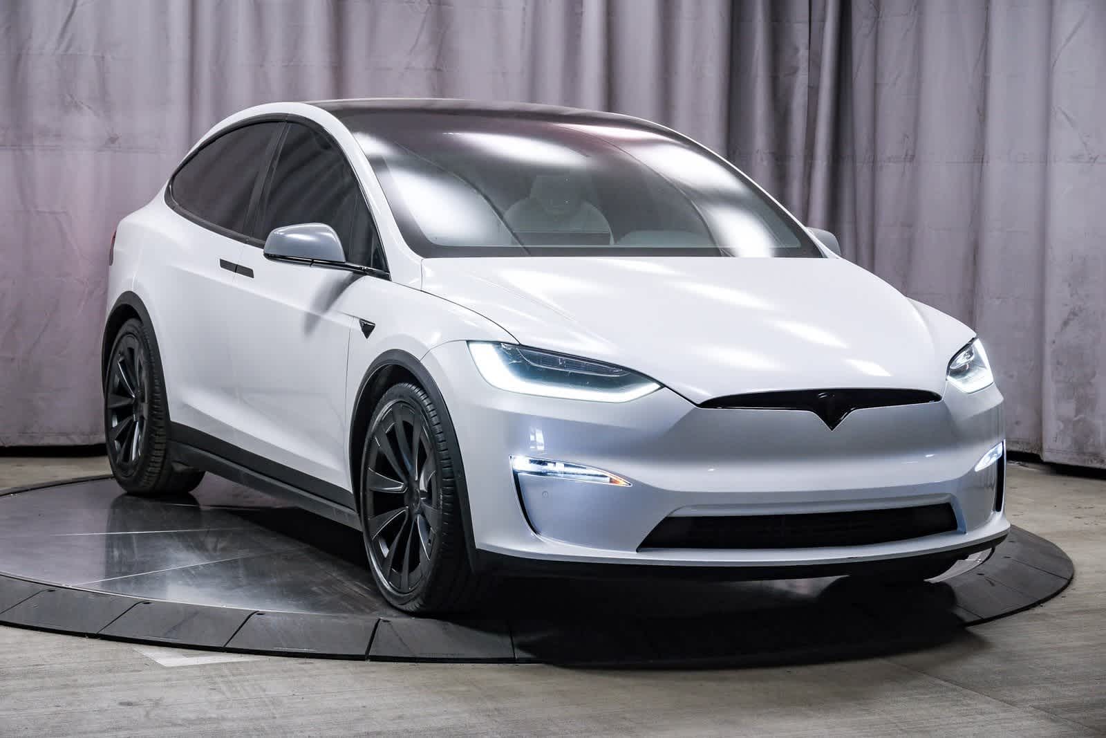 Thumbnail: 2023 Tesla Model X - 5