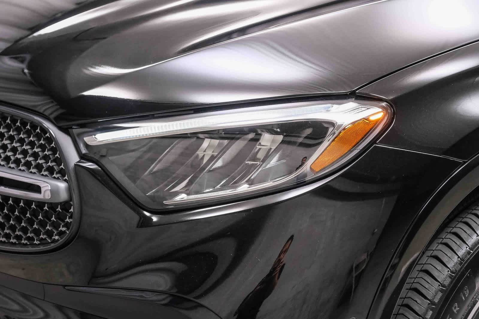 Thumbnail: 2025 Mercedes-Benz GLC - 11