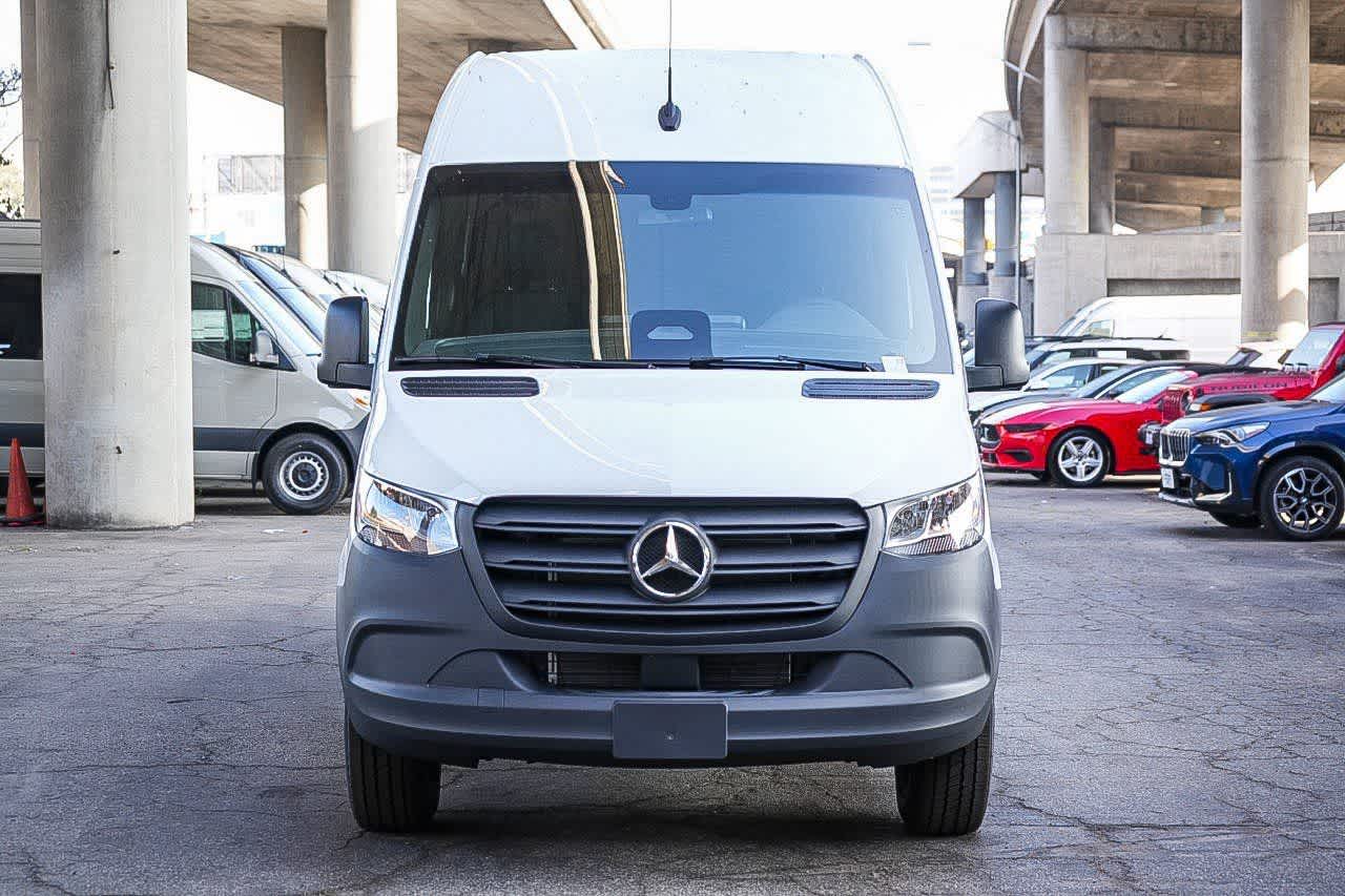 Thumbnail: 2026 Mercedes-Benz Sprinter - 2