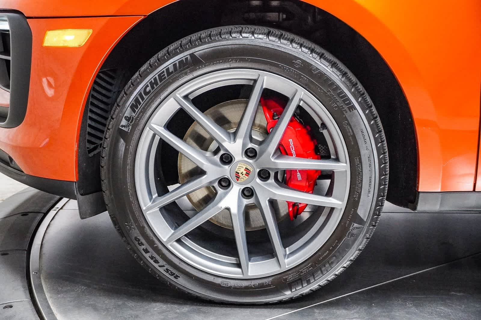 2023 Porsche Macan S 9