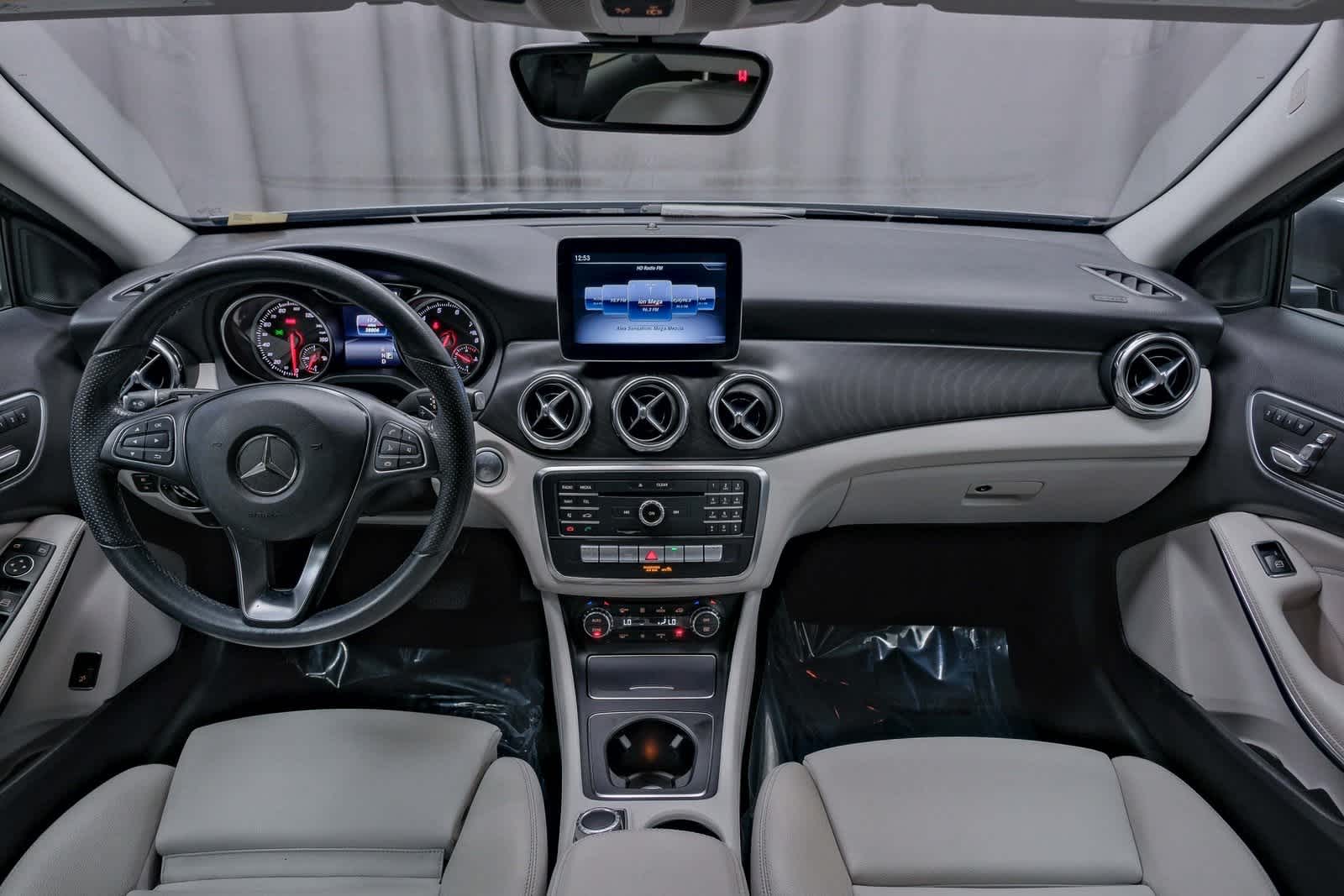 Thumbnail: 2020 Mercedes-Benz GLA - 13