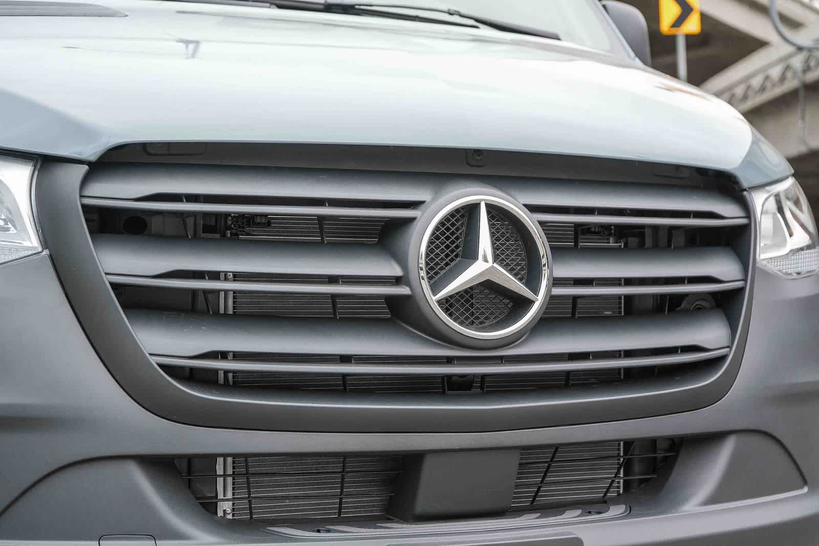 Thumbnail: 2026 Mercedes-Benz Sprinter - 5
