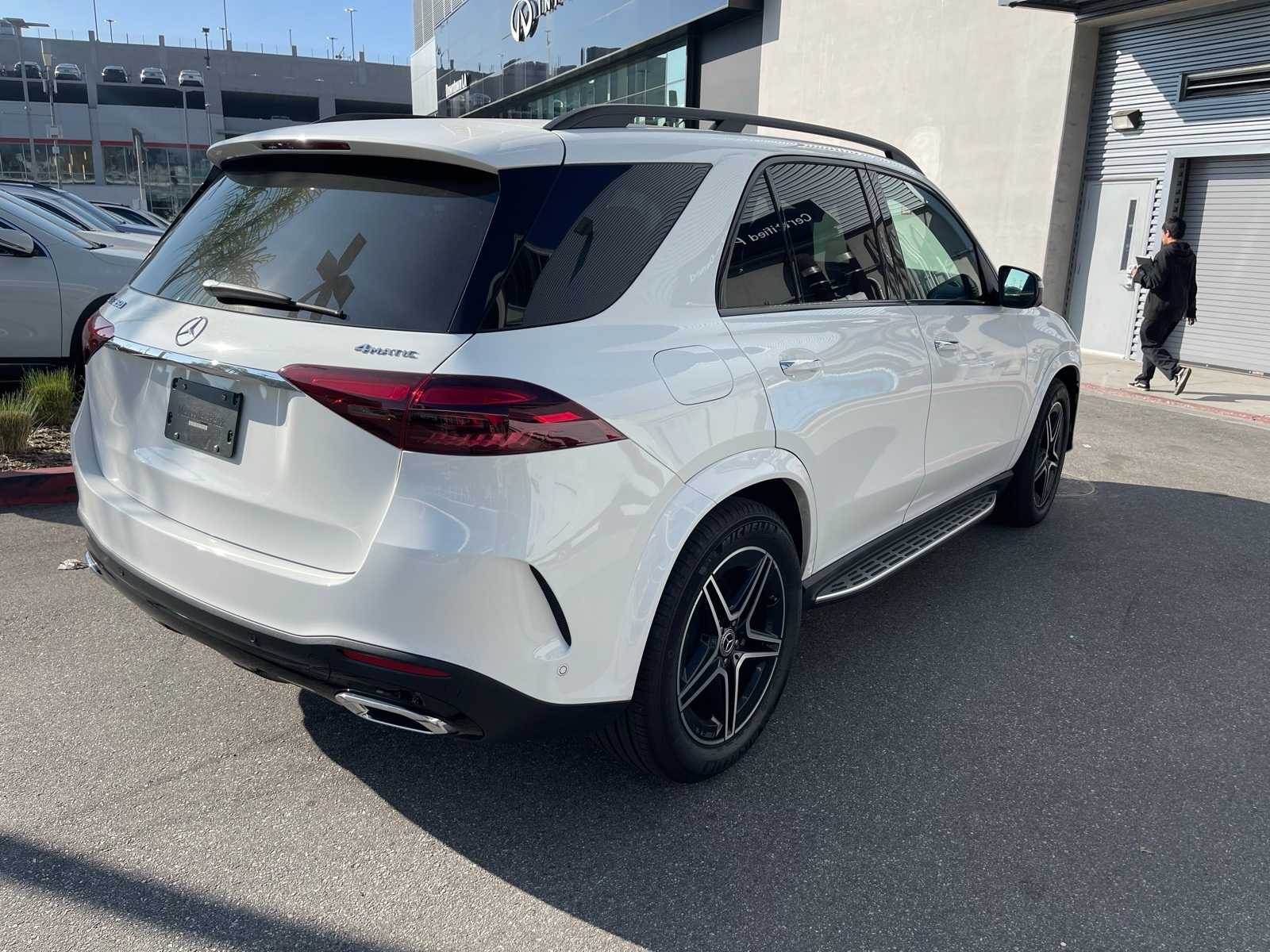 Thumbnail: 2025 Mercedes-Benz GLE - 5