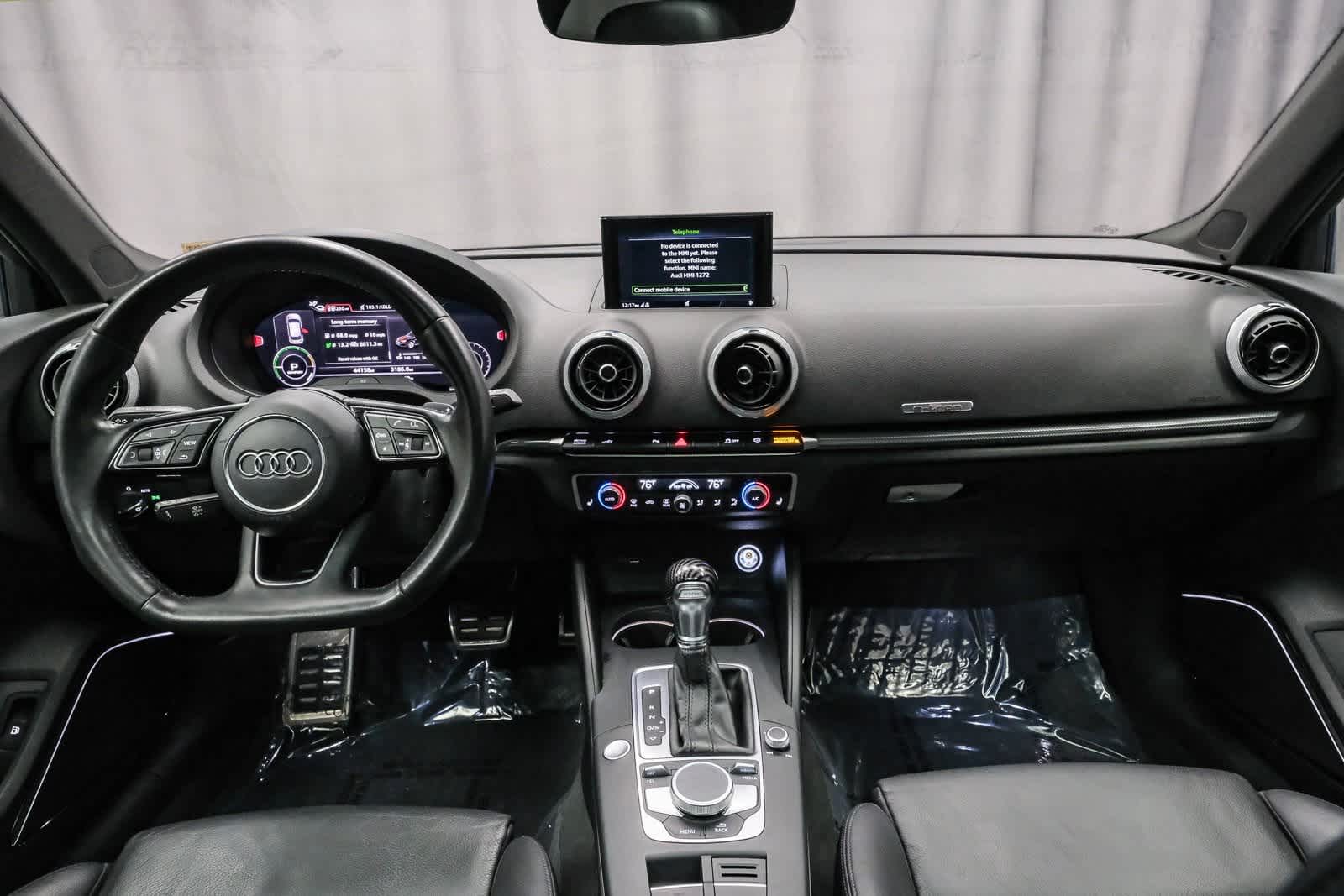 Thumbnail: 2018 Audi A3 e-tron - 13