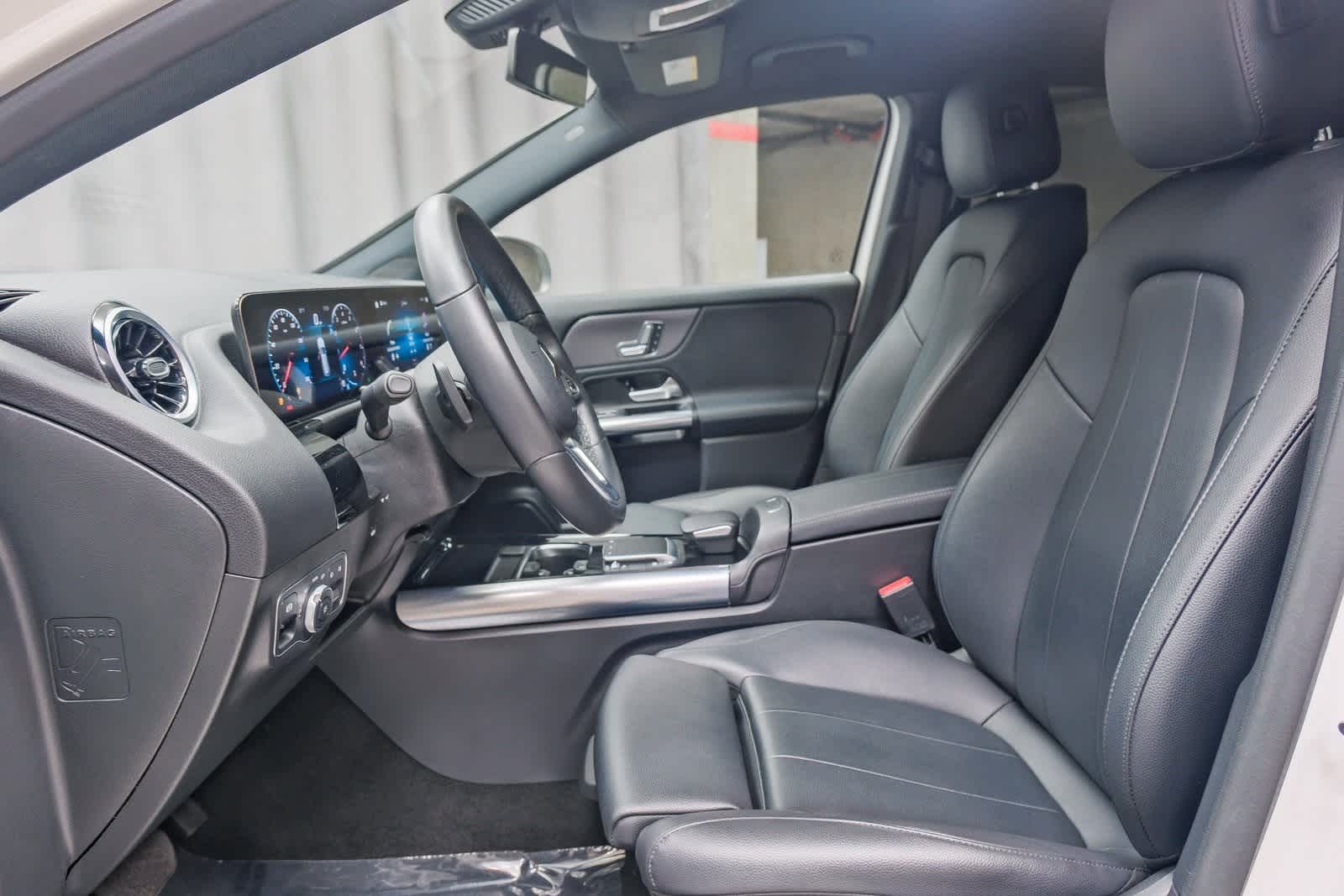 Thumbnail: 2022 Mercedes-Benz GLA - 19