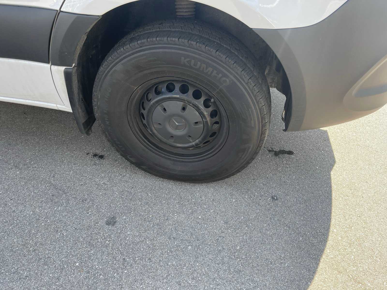 Thumbnail: 2025 Mercedes-Benz Sprinter - 3