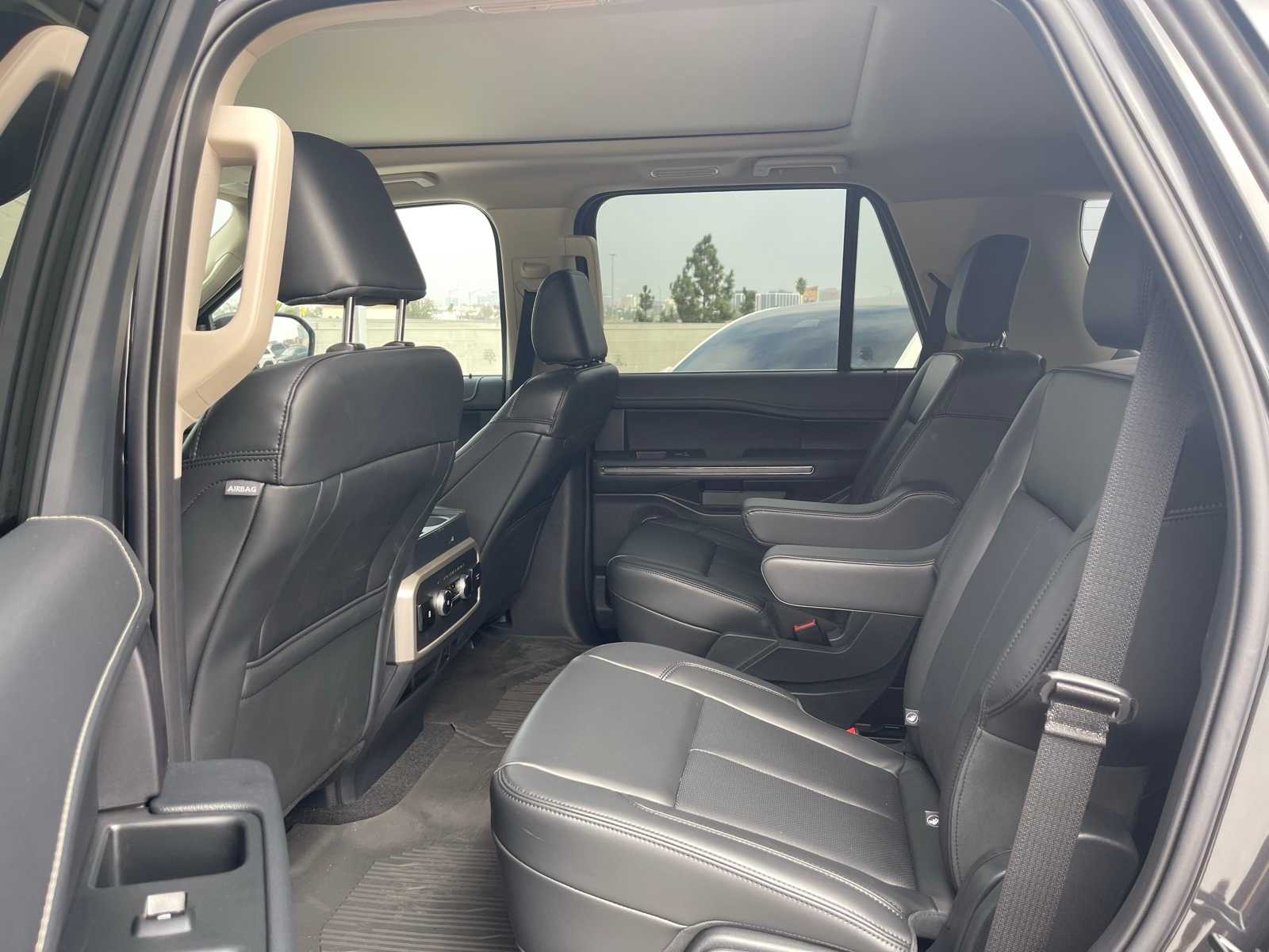 Thumbnail: 2024 Ford Expedition - 5