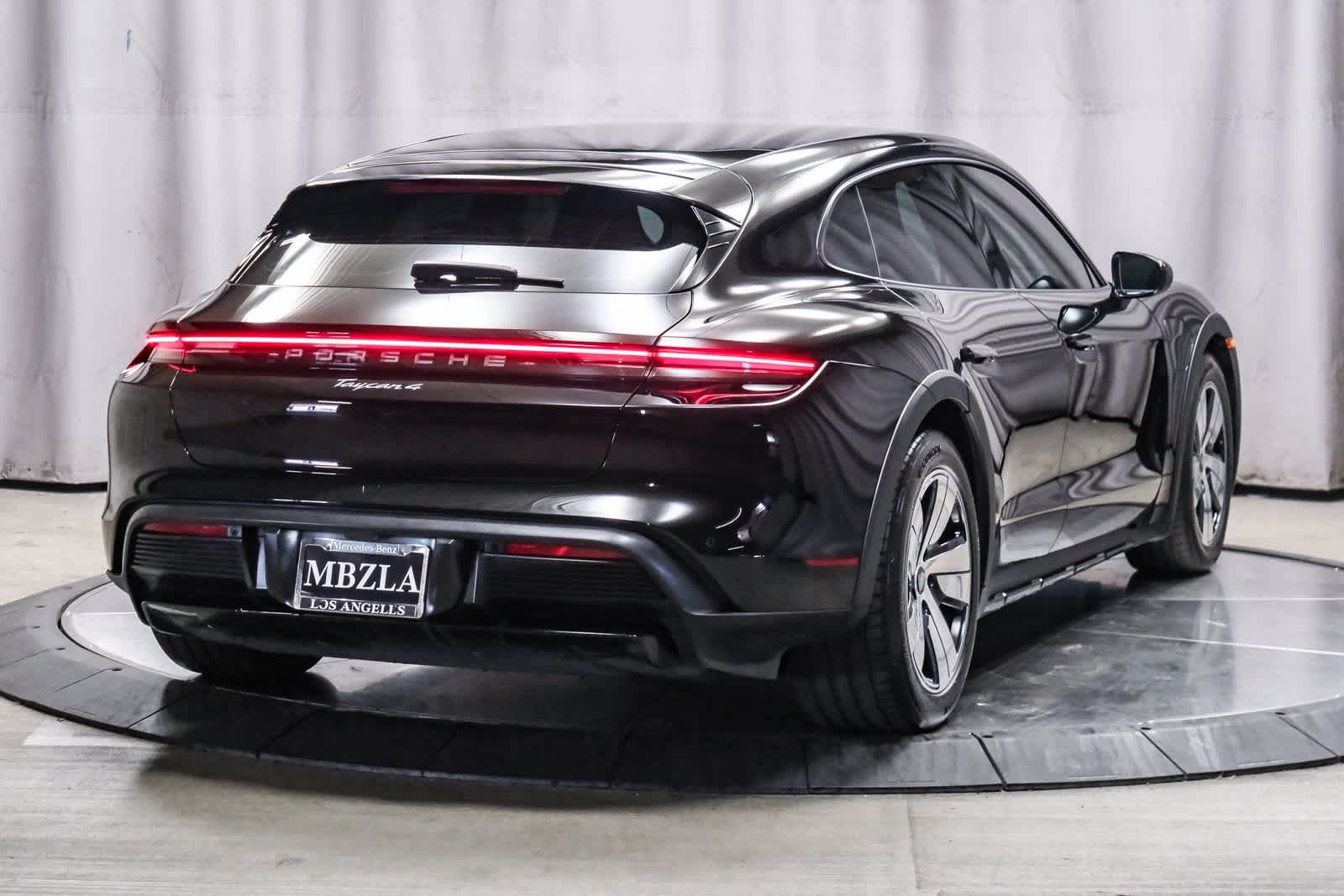 Thumbnail: 2023 Porsche Taycan - 4