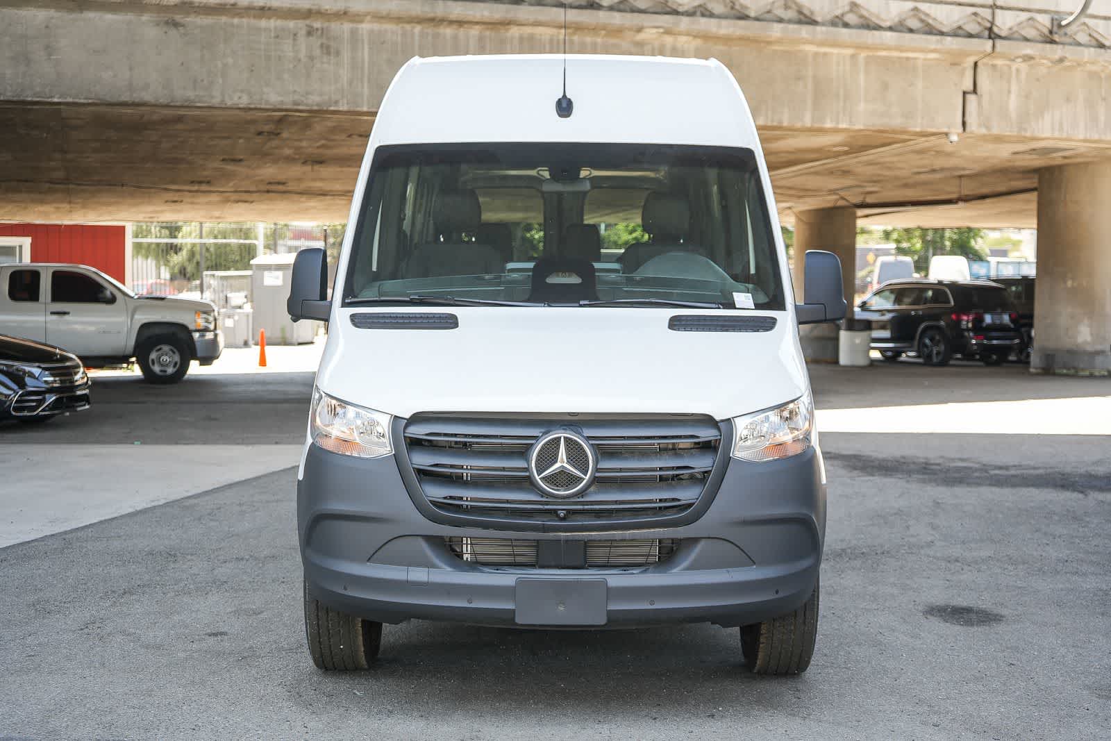 Thumbnail: 2026 Mercedes-Benz Sprinter - 2