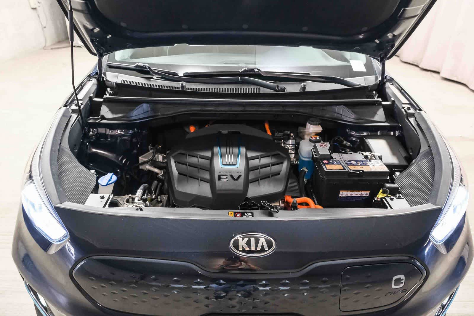 Thumbnail: 2020 Kia Niro - 32