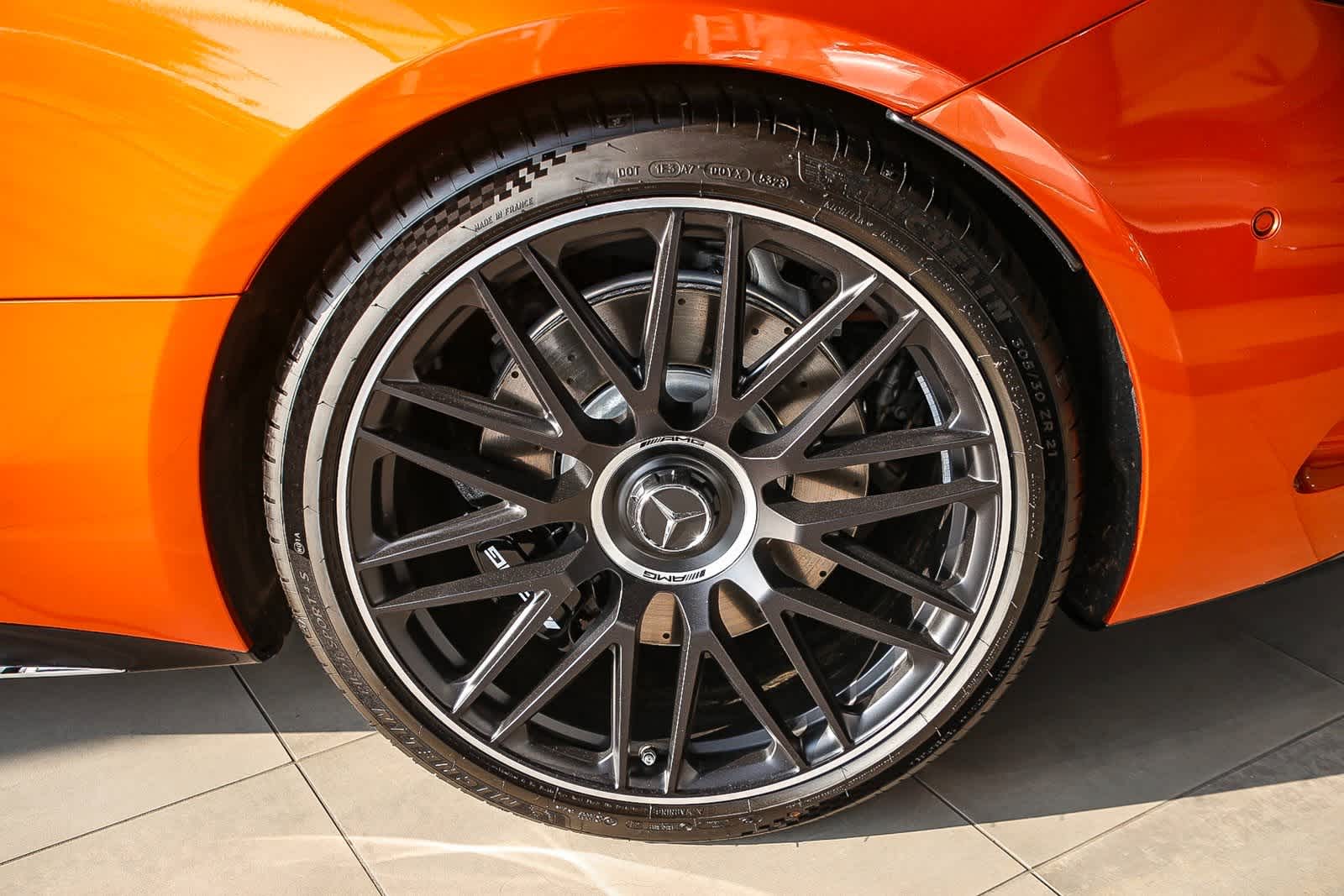 Thumbnail: 2024 Mercedes-Benz SL-Class - 11