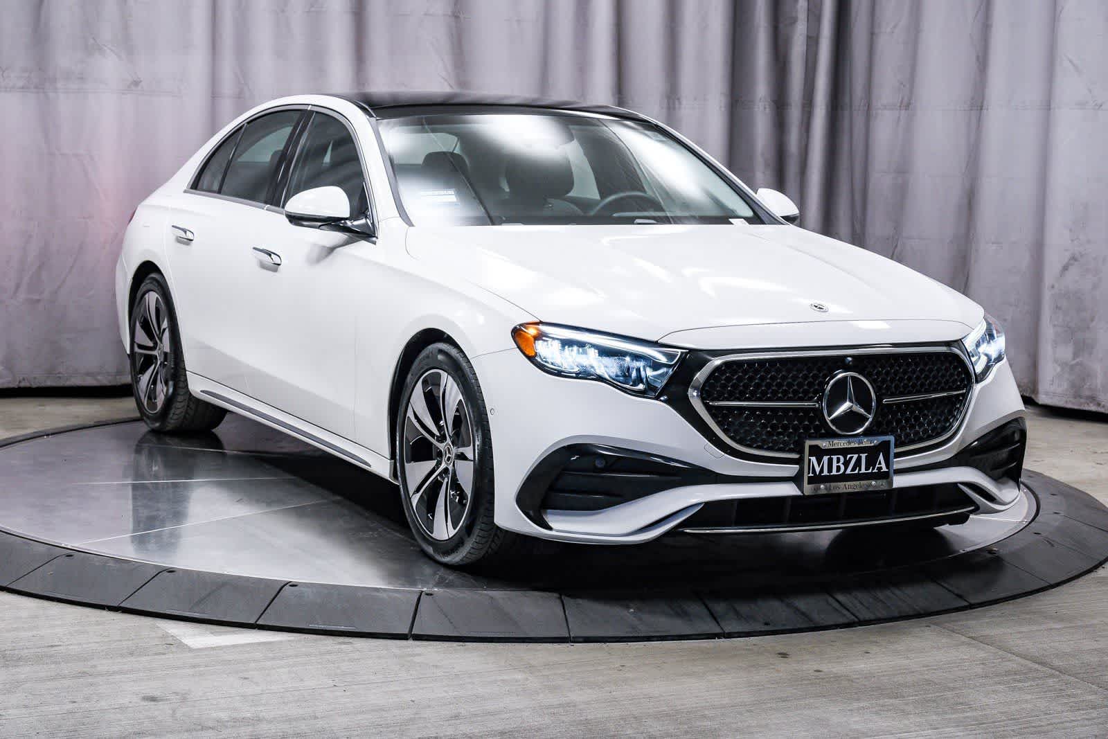 Thumbnail: 2026 Mercedes-Benz E-Class - 5