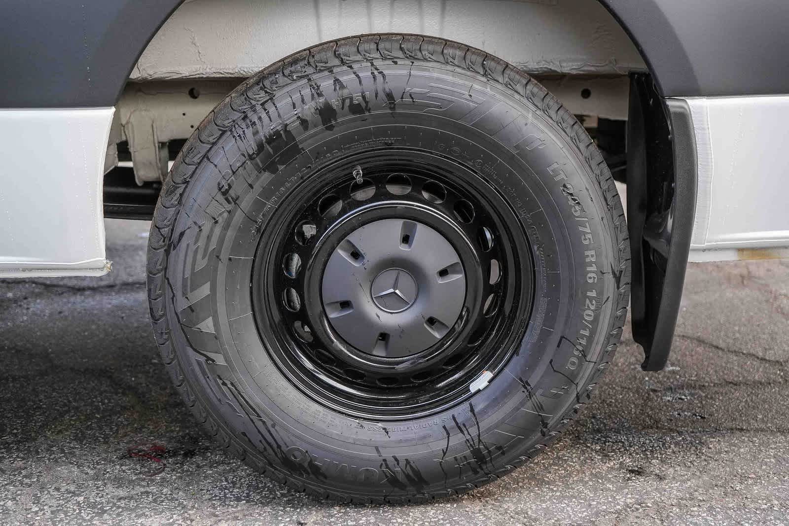 Thumbnail: 2026 Mercedes-Benz Sprinter - 10