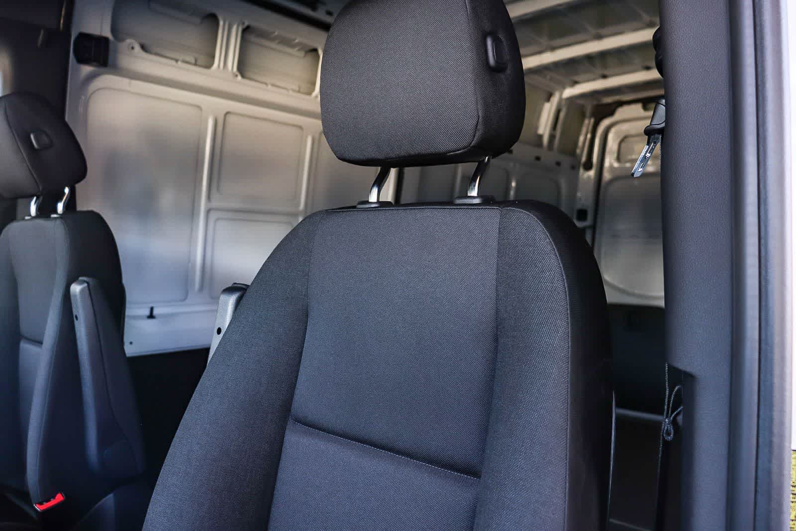 Thumbnail: 2026 Mercedes-Benz Sprinter - 30