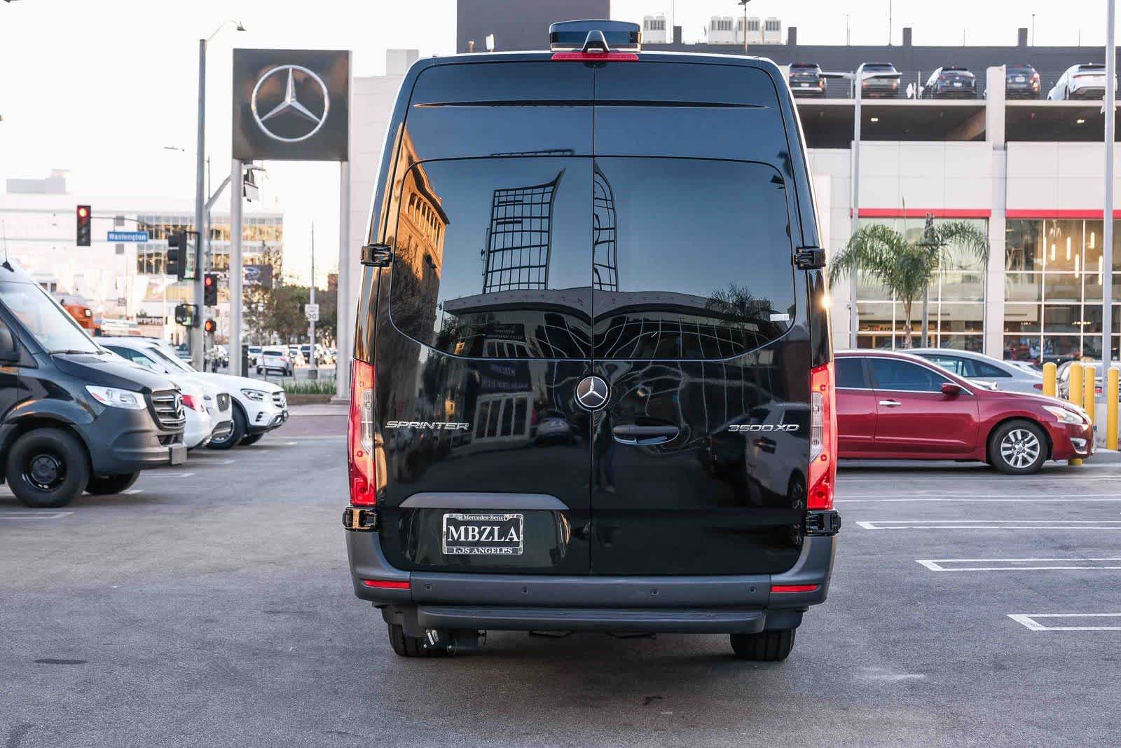 Thumbnail: 2024 Mercedes-Benz Sprinter - 6