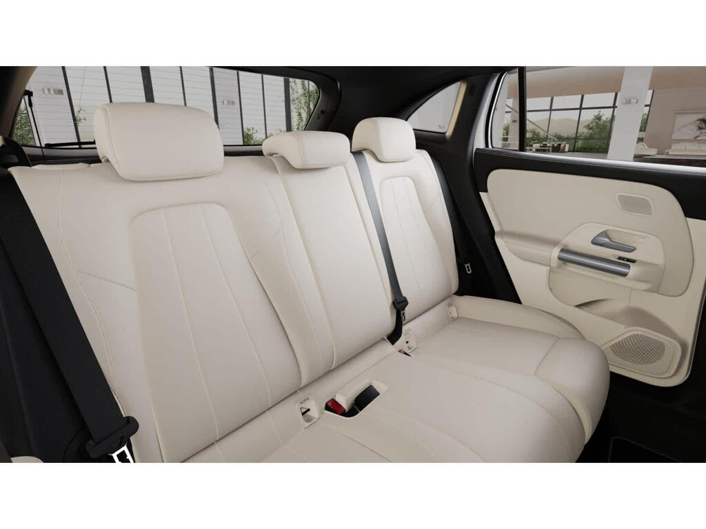 New 2026 Mercedes-Benz GLA 250 SUV