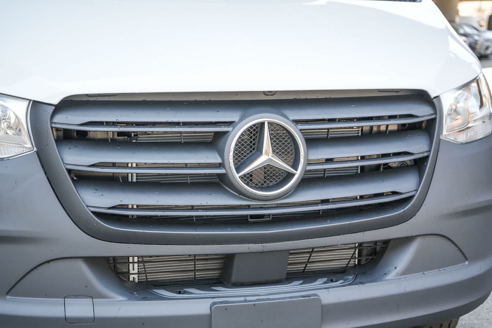 Thumbnail: 2026 Mercedes-Benz Sprinter - 5