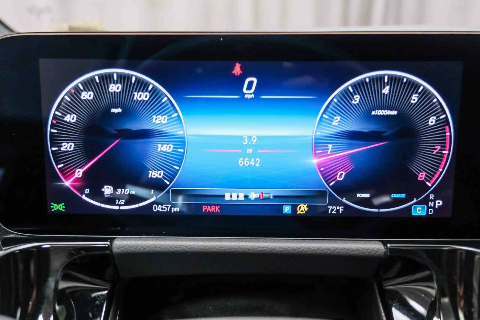 Thumbnail: 2025 Mercedes-Benz GLA - 25