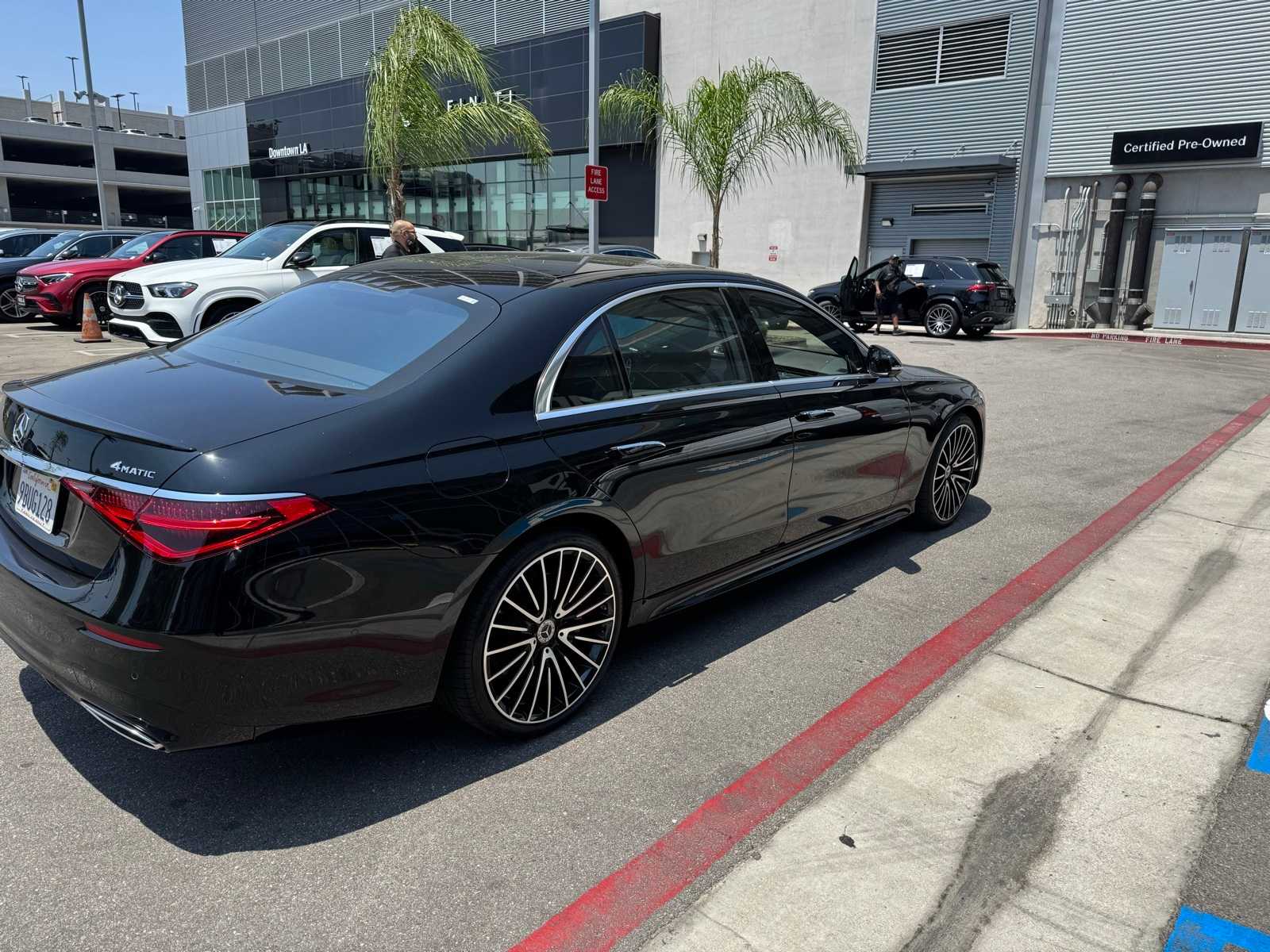 Thumbnail: 2022 Mercedes-Benz S-Class - 3