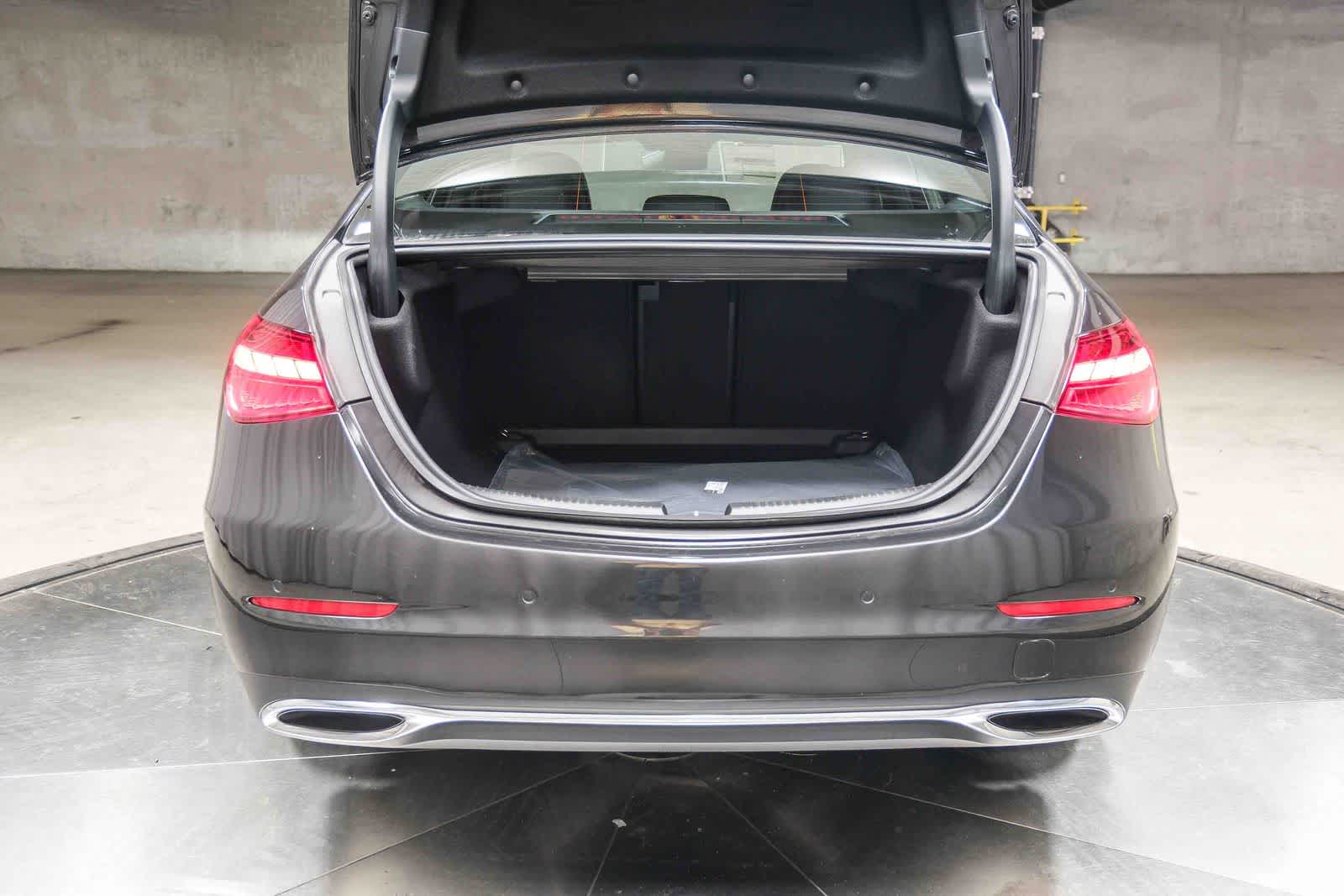 Thumbnail: 2026 Mercedes-Benz C-Class - 30