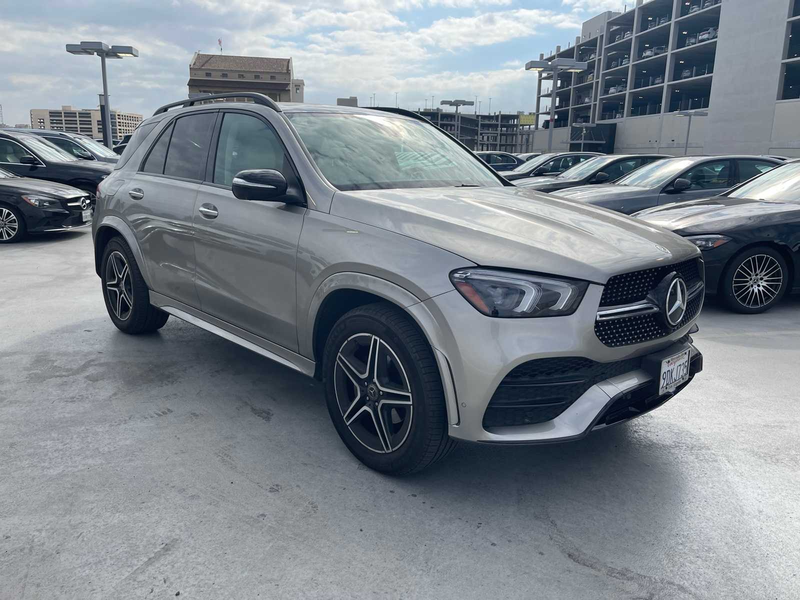 Thumbnail: 2023 Mercedes-Benz GLE - 2