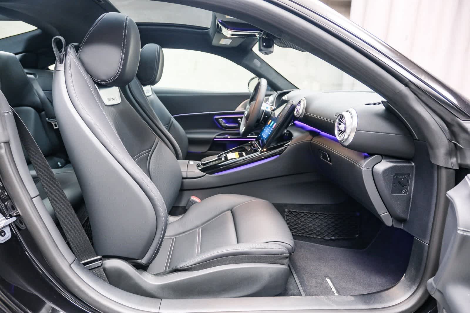 Thumbnail: 2026 Mercedes-Benz AMG GT - 16