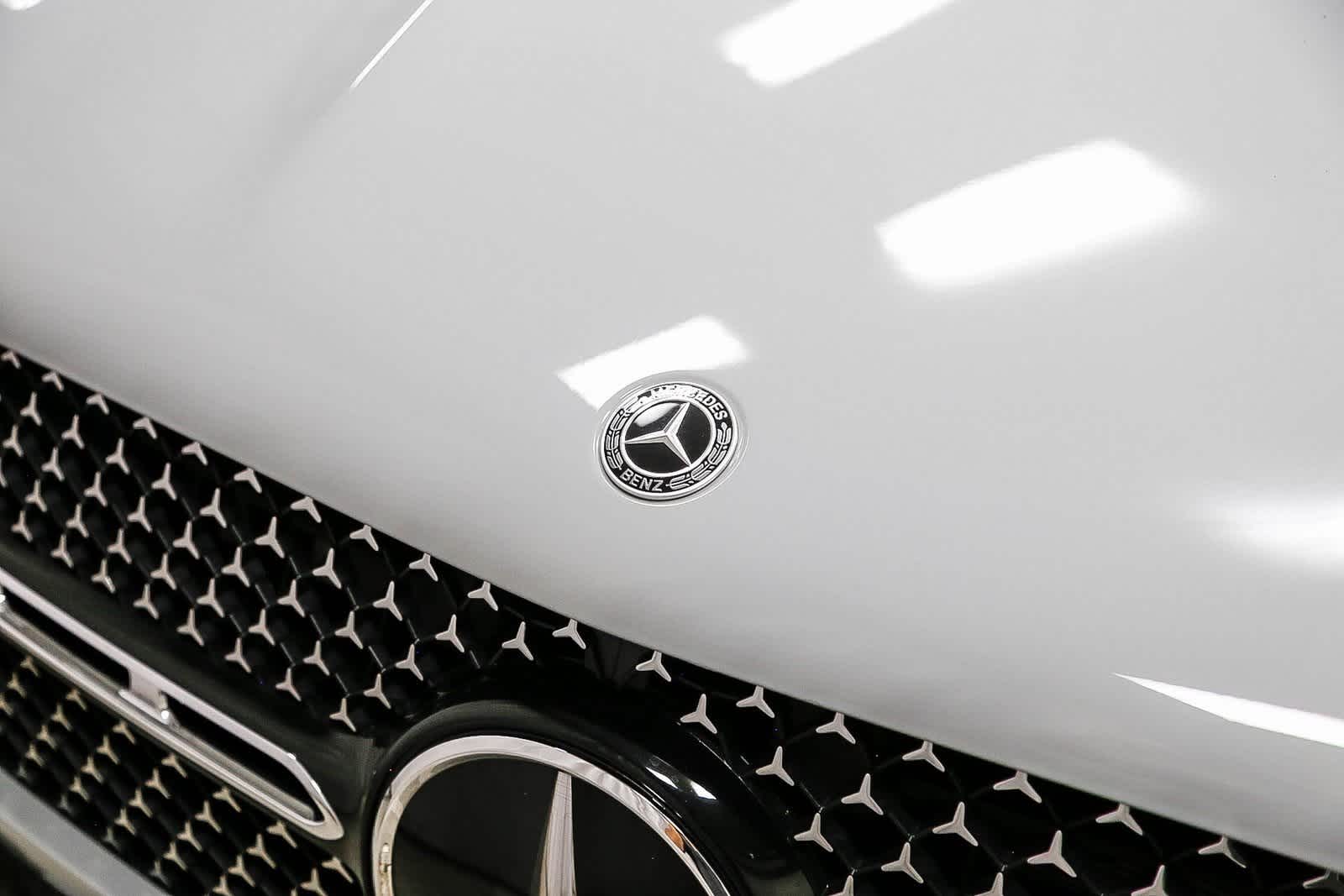 Thumbnail: 2026 Mercedes-Benz GLE - 8