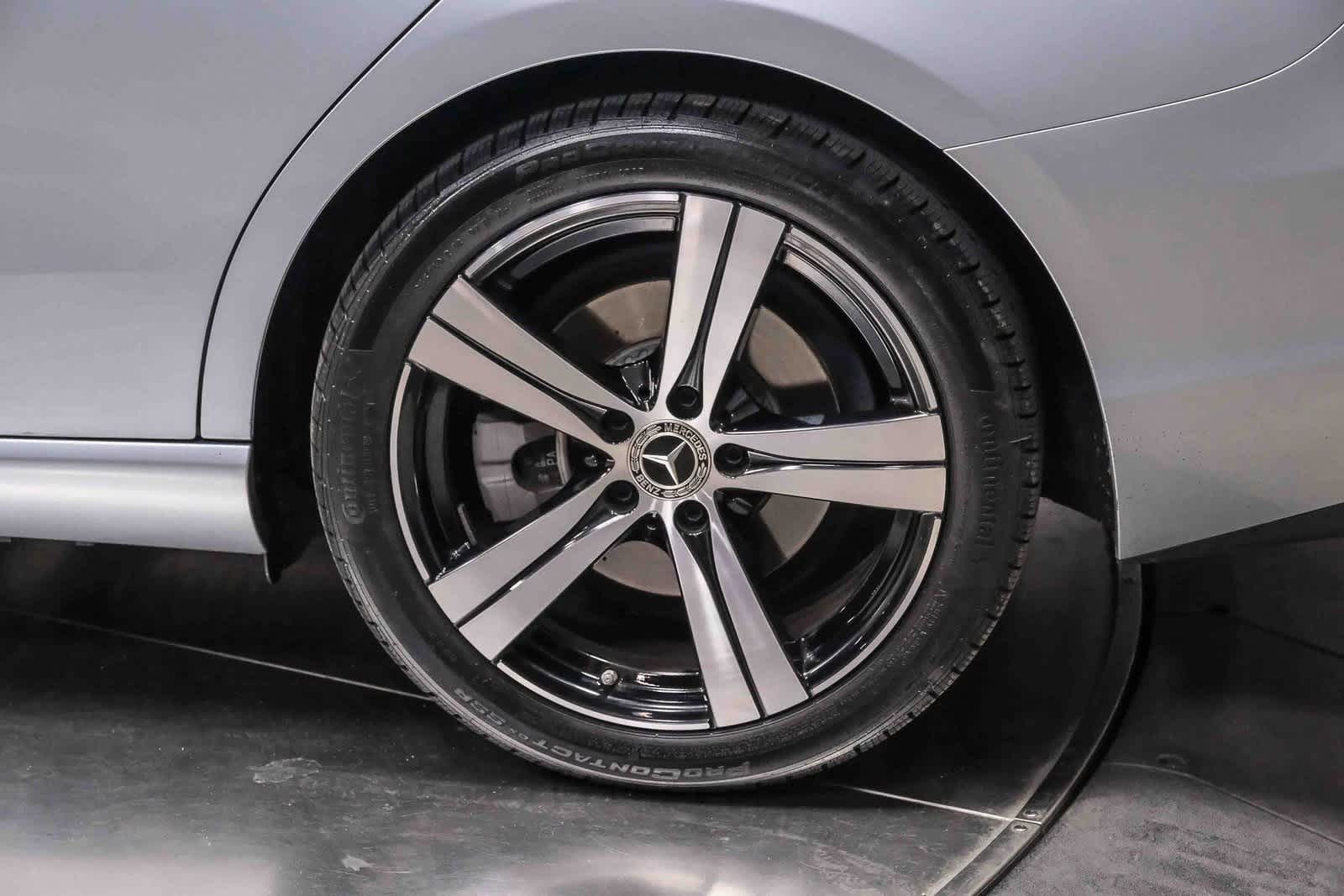 Thumbnail: 2025 Mercedes-Benz C-Class - 9