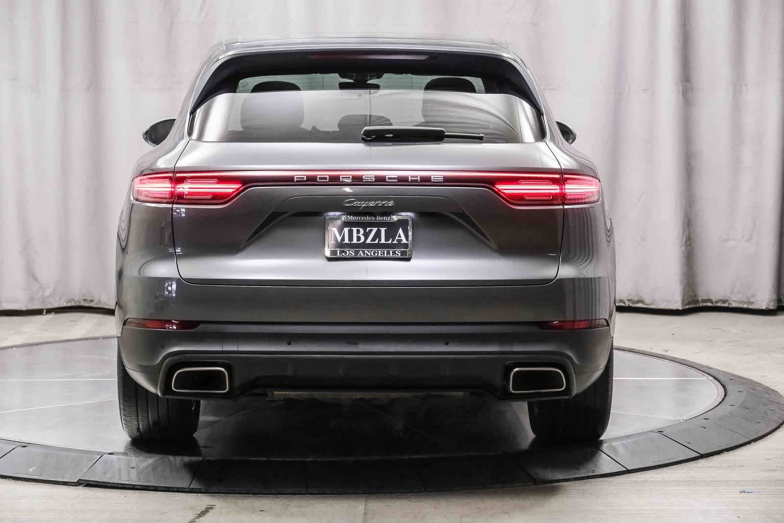 Thumbnail: 2020 Porsche Cayenne - 3