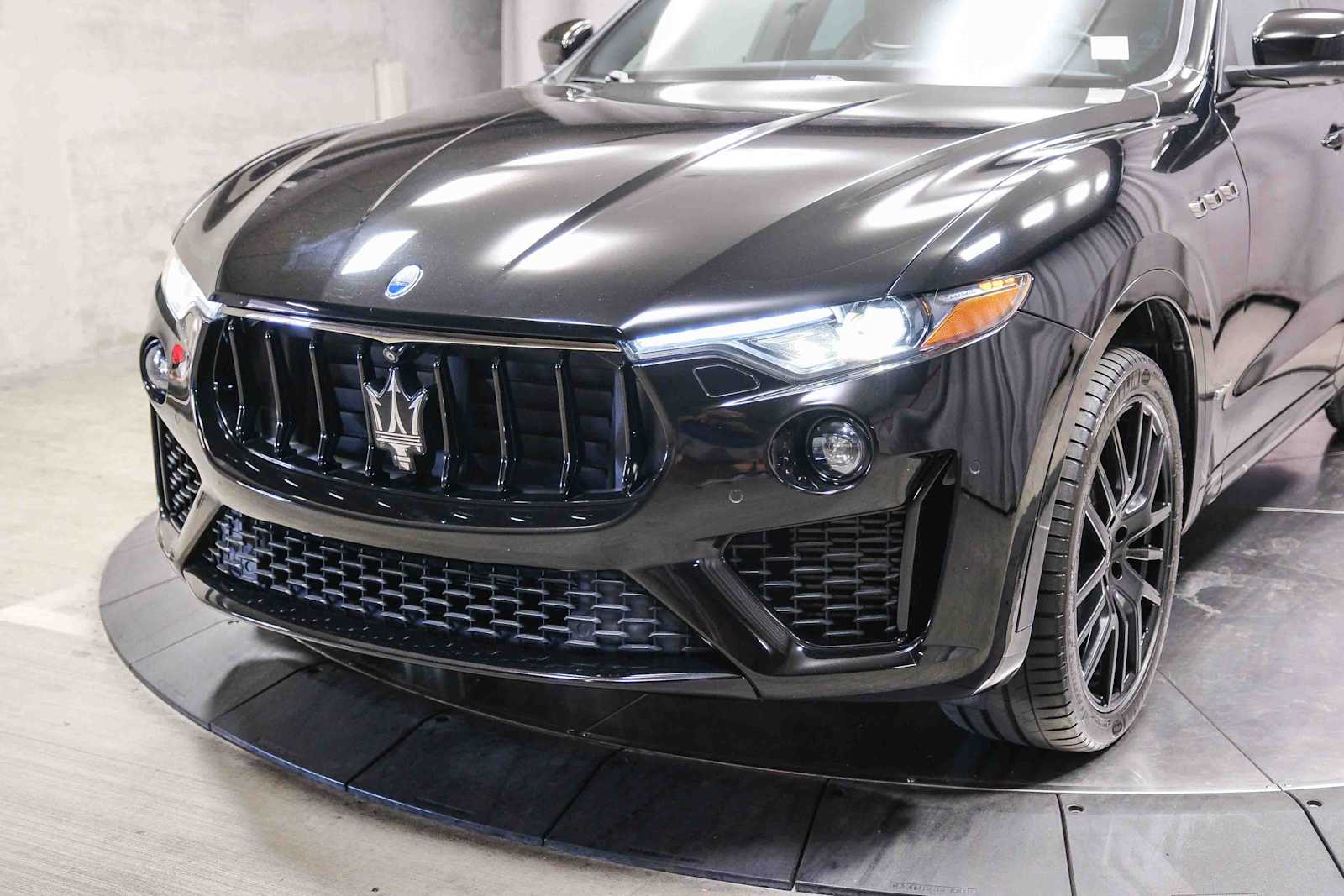 Thumbnail: 2019 Maserati Levante - 11